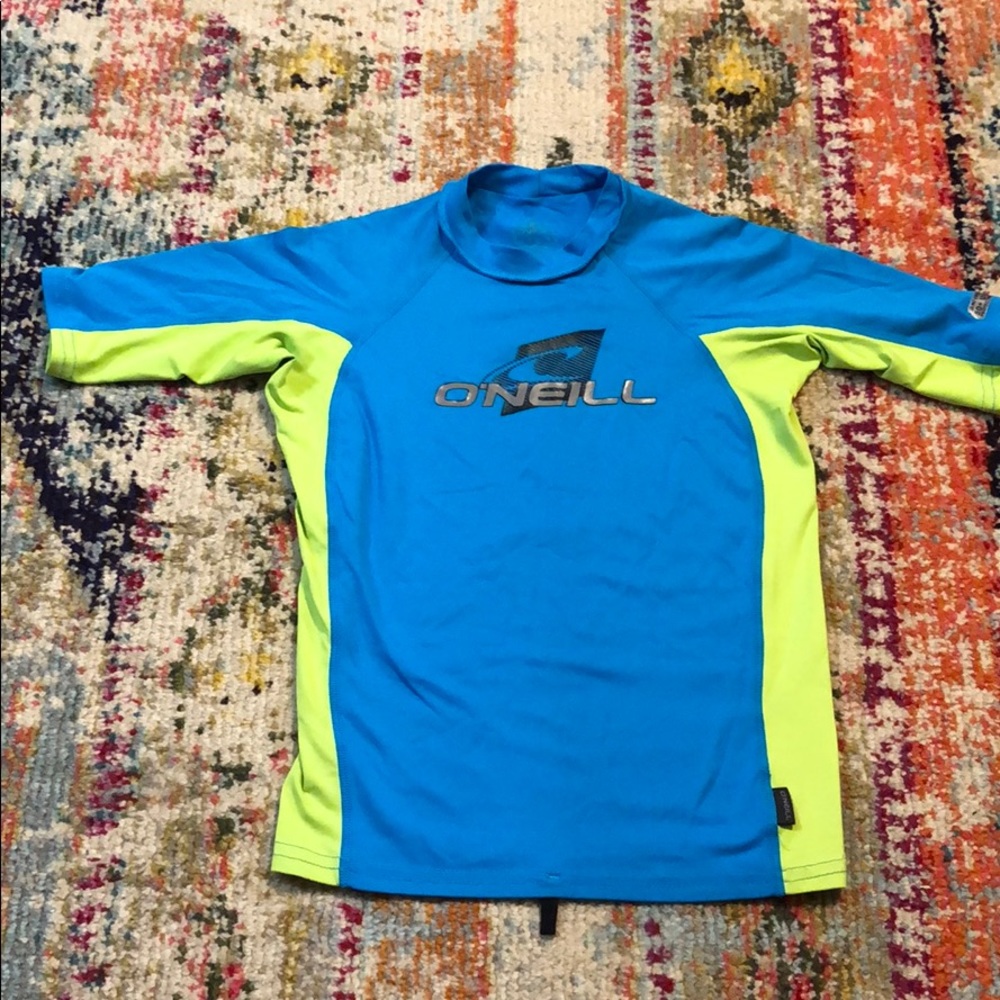 O’Neill youth rash guard